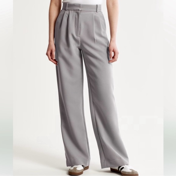 Abercrombie & Fitch | Gray Tailored Wide-Leg Pants ~ US 12 Short - Picture 2 of 9